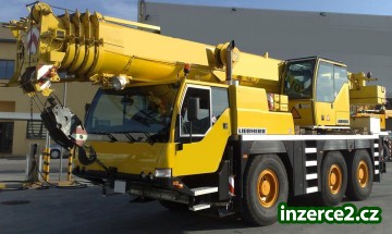 Autojeřáb Liebherr LTM 1055/2_1 335414_1.jpg