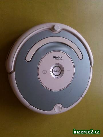 Robotický vysavač Roomba 520 + příslušenství_2 335441_2.jpg