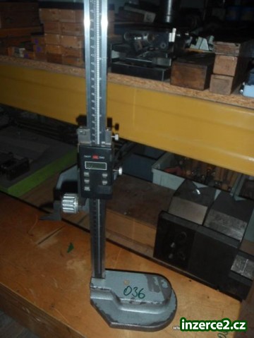 Výškoměr digitální._1 335680_1.jpg