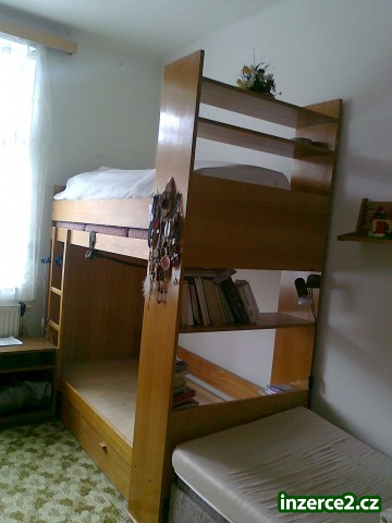 Patrová postel s regály_1 336471_1.jpg