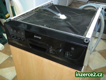 Myčka nádobí vestavná GORENJE (úzká)_2 338040_2.jpg