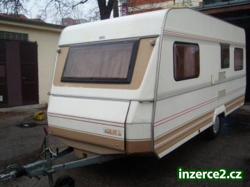 Karavan Dethleffs r.v.1991délka 510cm čtyři lůžka_1 339312_1.jpg