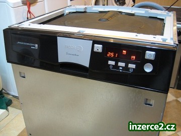 Myčka nádobí vestavná FAGOR Innovation (široká) černá_2 339314_2.jpg