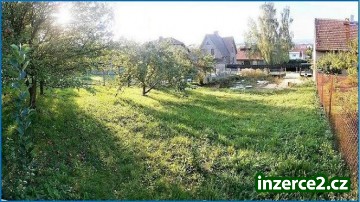 Prodej zasíťovaného stavebního pozemku s projektem na RD, Hořovice_2 339693_2.jpg