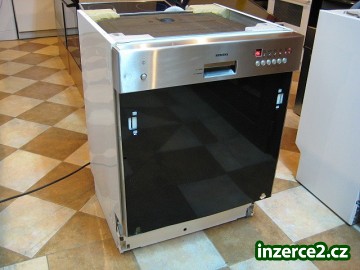 Myčka nádobí vestavná SIEMENS (široká)_1 339996_1.jpg