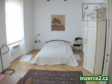 2+kk 48m2 P1 Možno Zařízený a parkovací stání ve dvoře_1 3404_1.jpg