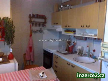 Pronájem zařízeného bytu 3+1/B, sídl.Máj._2 340944_2.jpg