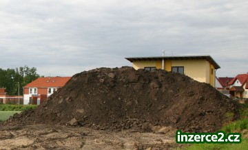 Prodám kvalitní ornici (černozem) Praha 9_1 341035_1.jpg