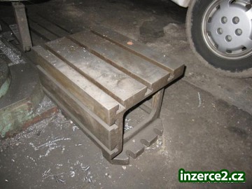 Kostka upínací litinová V._1 341557_1.jpg