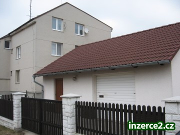 prodám byt s přilehlou stavbou_1 342536_1.jpg