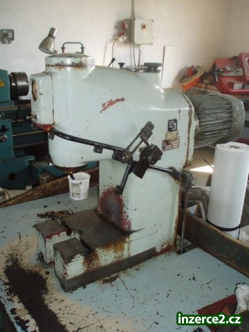 Hydraulický lis CDC 2-8_2 34260_2.jpg