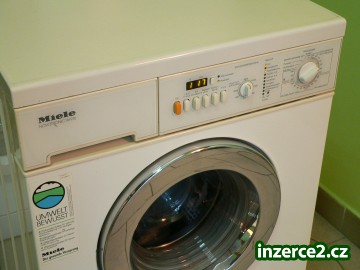 Pračka MIELE W 916 - 1600otáček,displej_1 346198_1.jpg