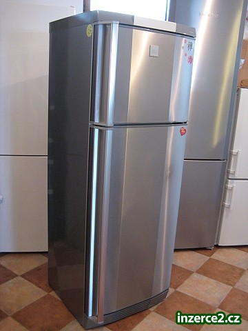 Lednice kombinovaná AEG - nerez_1 346237_1.jpg