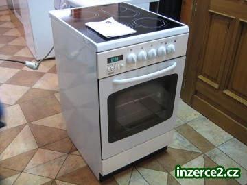 Sporák sklokeramický LLOYDS šíře 50 cm hodiny gril_1 346244_1.jpg