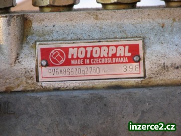 Vstřikovací čerpadlo Praga V3S_2 348965_2.jpg