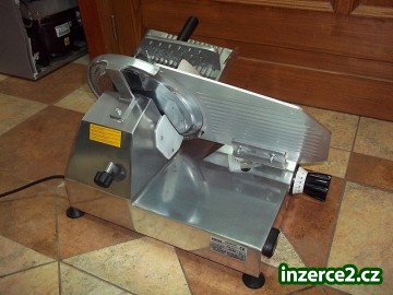 GASTRO PROFI nářezák - Nářezový stroj šikmý REDFOX_1 351426_1.jpg