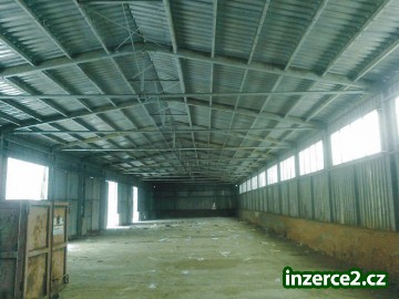 Prodám halu 12x31,5/4,5m_1 353251_1.jpg