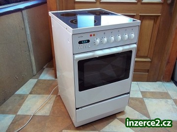 Sporák sklokeramický AMICA - šíře 50 cm, horkovzduch_1 353305_1.jpg