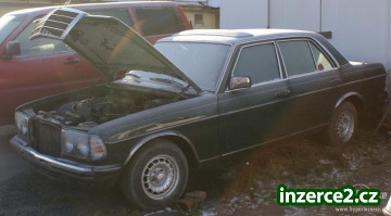 2 KS MERCEDES 123/300D_1 353923_1.jpg