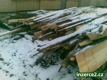 Palivové dřevo - nekrácené smrkové krajinky_2 354926_2.jpg