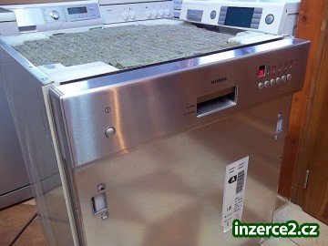 Myčka nádobí vestavná SIEMENS SE55563EU (široká)_1 355551_1.jpg