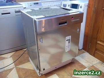 Myčka nádobí vestavná SIEMENS SE55563EU (široká)_2 355551_2.jpg
