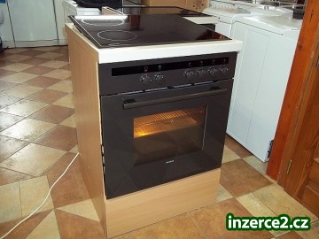 Sporák vestavný - Sklokeramická deska + trouba SIEMENS_1 358137_1.jpg