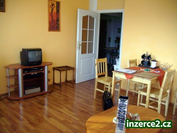 Nabízíme Vám krásný zrekonstruovaný byt 2+KK v klidné lokalitě UL_1 35836_1.jpg