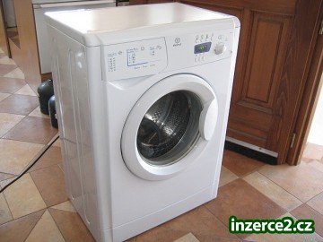 Pračka INDESIT WISE127 - tř. A+, 1200 ot., na 4,5 kg, hl. 40 cm_1 361036_1.jpg