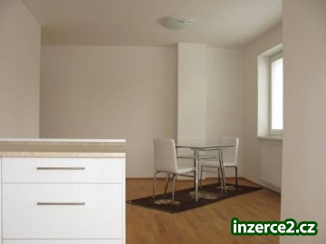 Pronajem bytu 2+kk P5 Košíře_2 362449_2.jpg