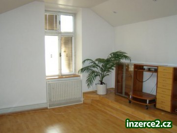 Prodej bytu 3+1 v Hradci Králové, centrum_2 36259_2.jpg