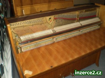piano, pianino, klavír PETROF_2 362928_2.jpg