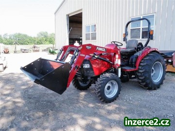 CASE IH Farmall 45 traktor_1 364156_1.jpg