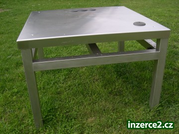 Nerezový stůl_1 365050_1.jpg