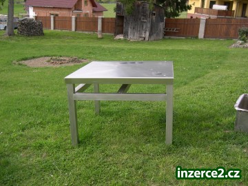 Nerezový stůl_2 365050_2.jpg