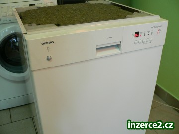 Podstavná myčka bílá Siemens extraklasse SE24A661_1 365296_1.jpg