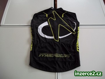 Cyklistický cyklo dres MERIDA černo/zelený NENOŠENÝ_2 366198_2.jpg