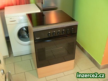 Černý sporák Whirlpool AKG 418/WP_2 366297_2.jpg