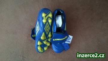 Kopačky UMBRO_1 367488_1.jpg