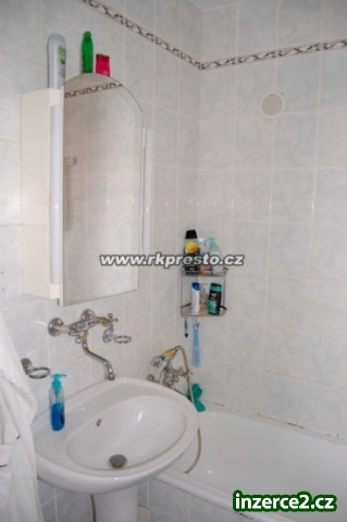 Pronájem bytu 2+1 s balkónem, ČB._2 368952_2.jpg