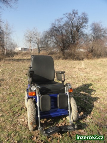 Elektrický invalidní vozík Invacare G40 - pěkný!_1 370388_1.jpg