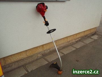 Benzínová strunová sekačka kosa vyžínač HOMELITE HLT26CDY_1 370497_1.jpg