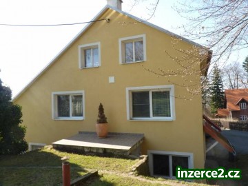 Prodej komplexu dvou rodinných domů_1 372774_1.jpg