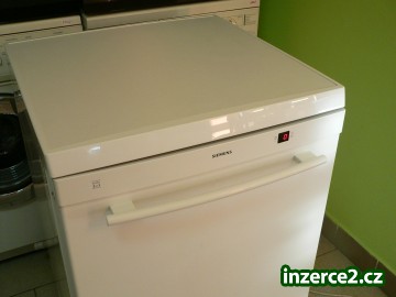 myčka Siemens bílá na volné postavení SE25T250EU_2 372942_2.jpg