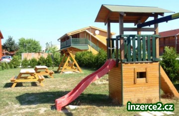 Štúrovo - ubytování v areálu koupaliště v SR_2 374020_2.jpg