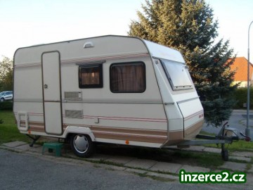 Karavan DETHLEFFS r.v.1990 čtyři lůžka 900kg_1 379424_1.jpg