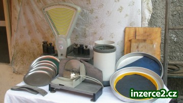 šrotak na ovoce,vaha,bomba na pb_1 379465_1.jpg