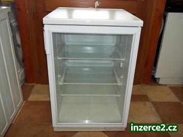 Prosklená lednice chladnice CALEX_1 383198_1.jpg