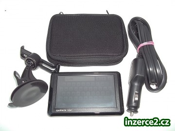 Navigace GARMIN nüvi 1390_1 383469_1.jpg