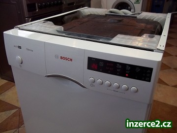 Myčka nádobí BOSCH SRS45T52EU (úzká)_2 384347_2.jpg